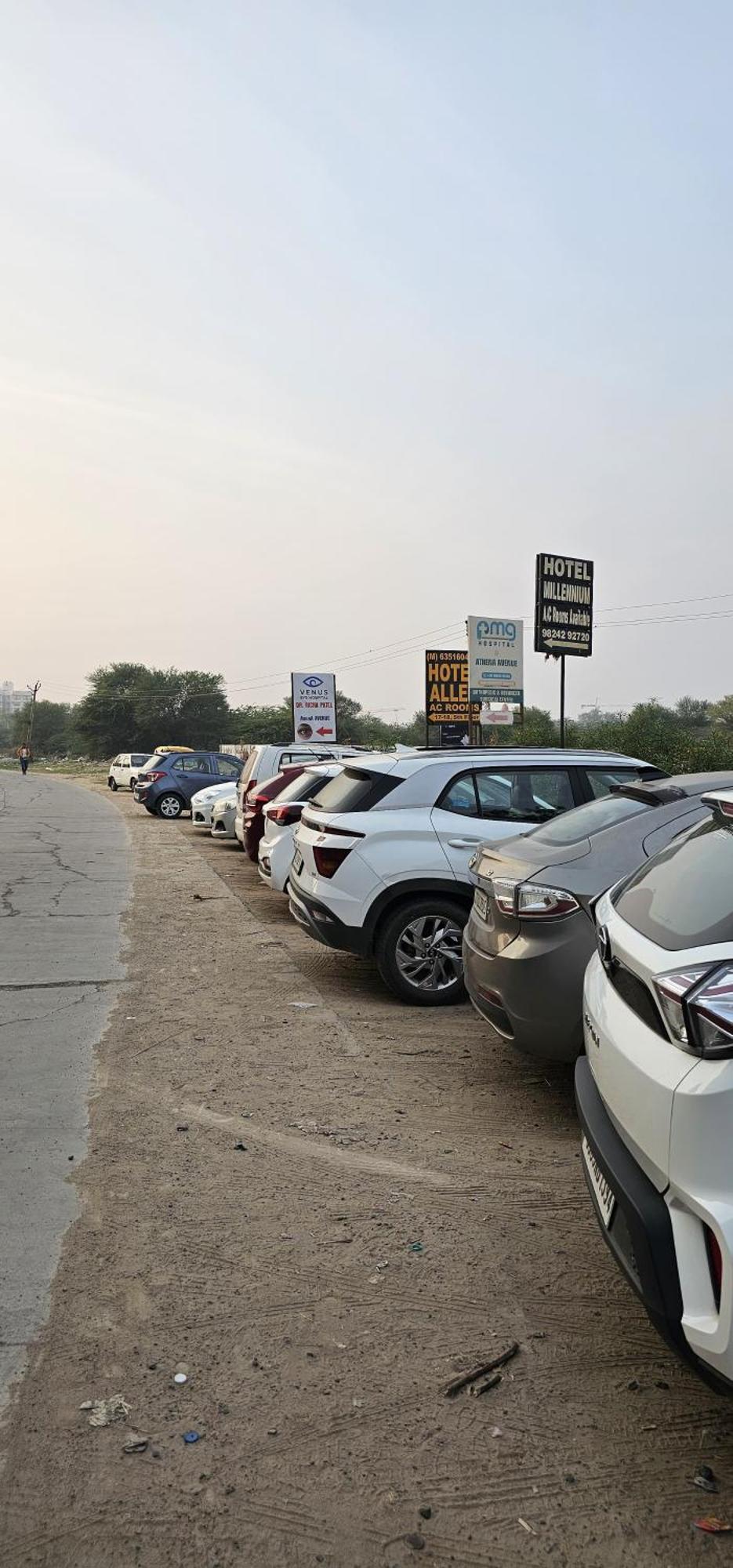 Hotel Allen Ahmedabad Bagian luar foto